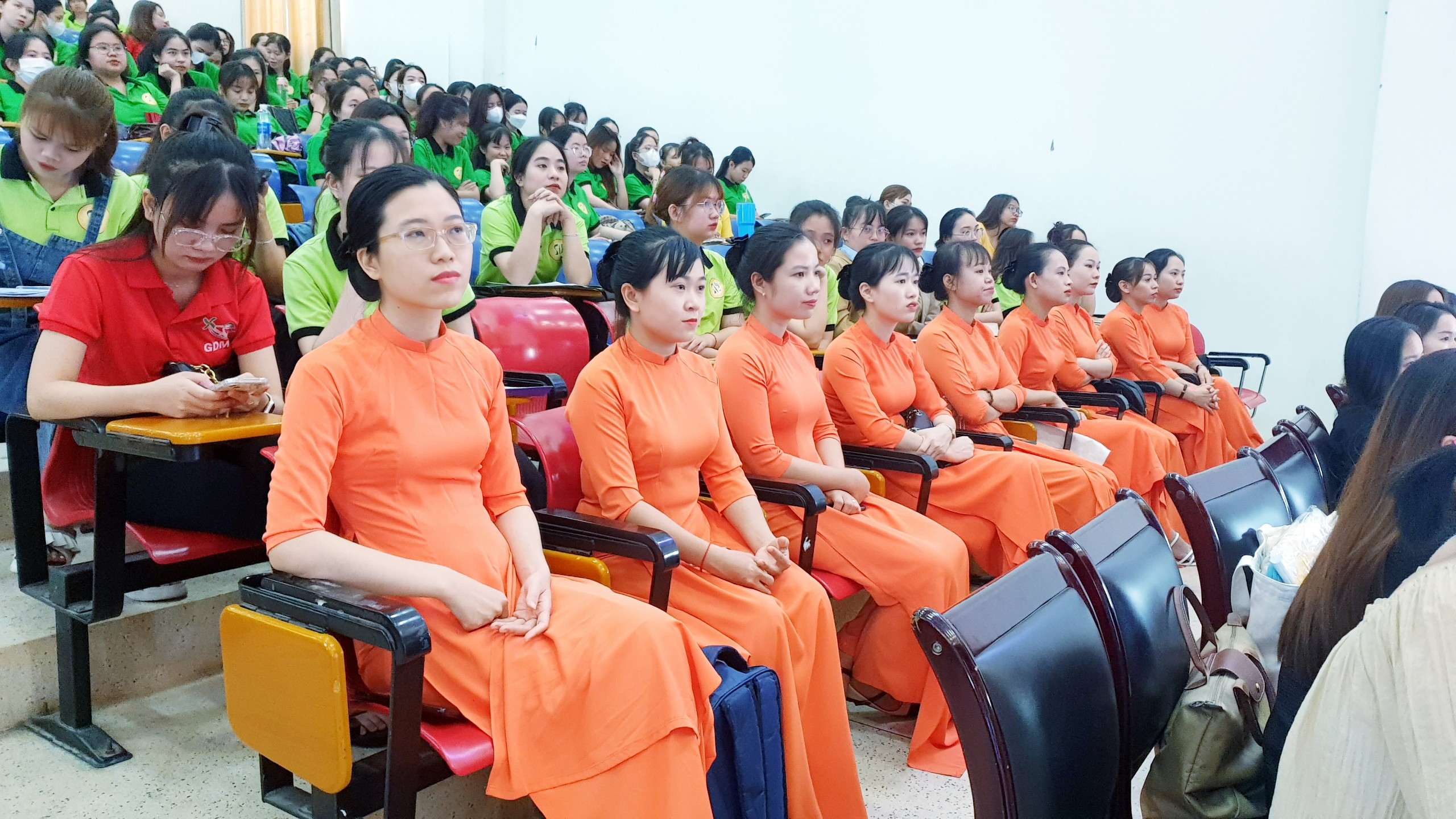 z4364041328029_049b1ac6166014049de39b02203844ff