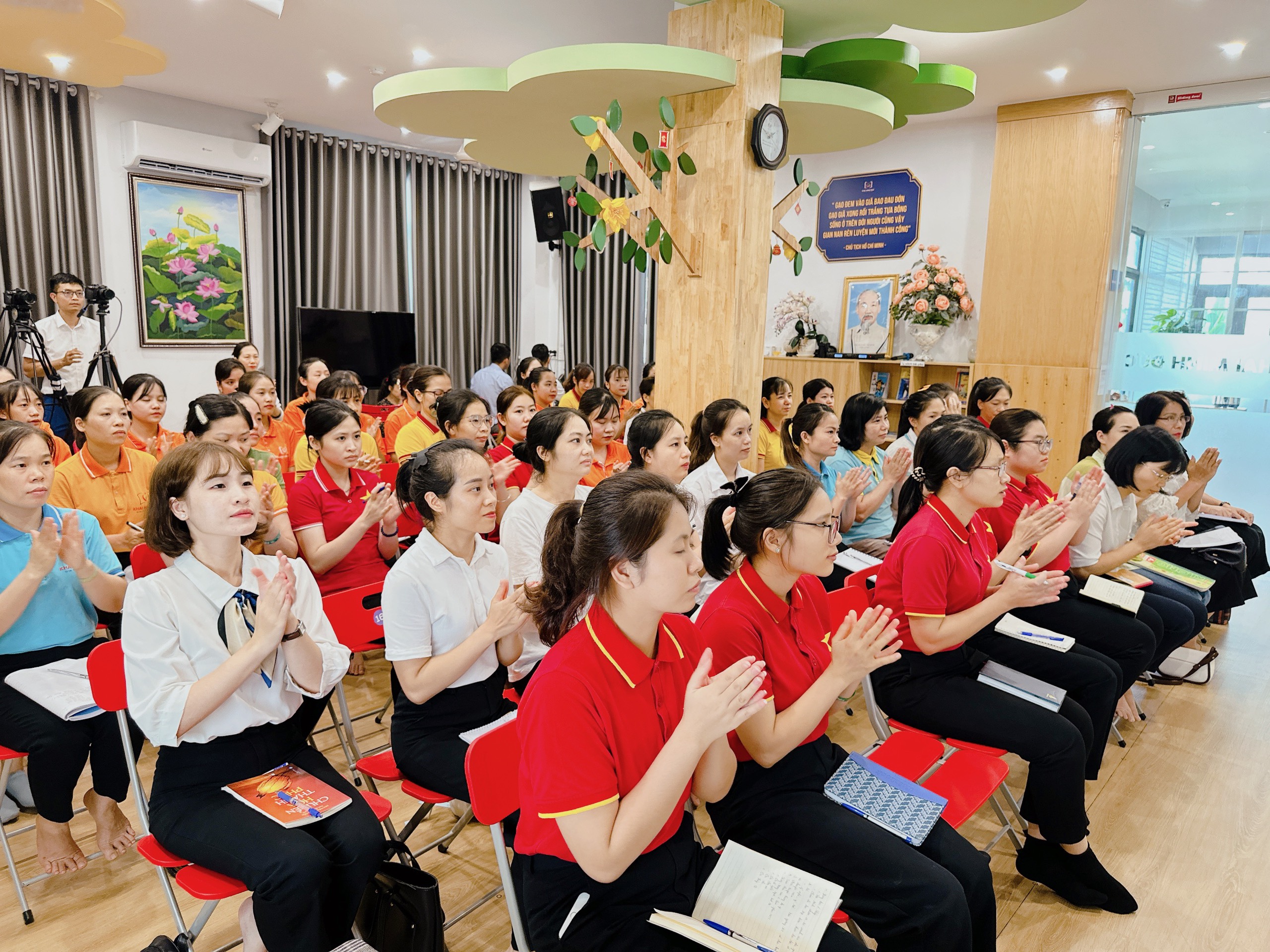 z4503741071029_9978939d7545ec8fba60986d2d3eb275