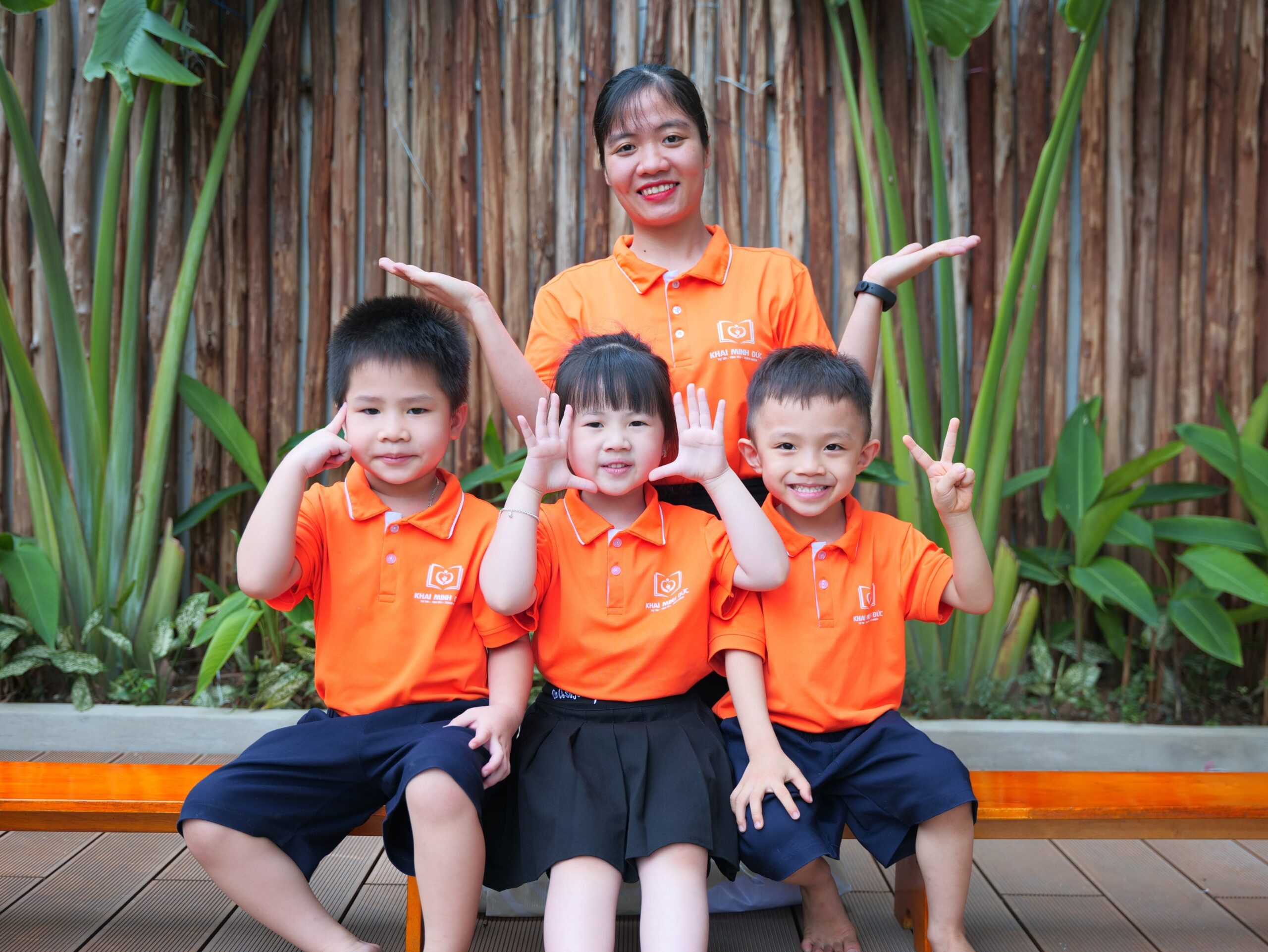 z4424876479724_4db5e784d309894d935d5de8dee797db