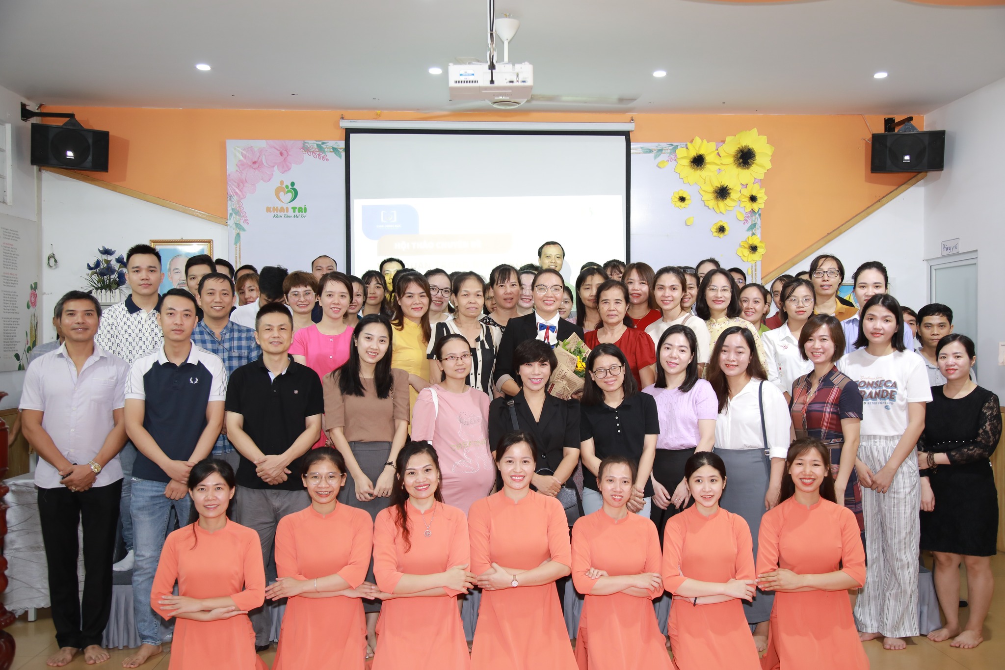 370525439_862945695454897_7472877577653458402_n