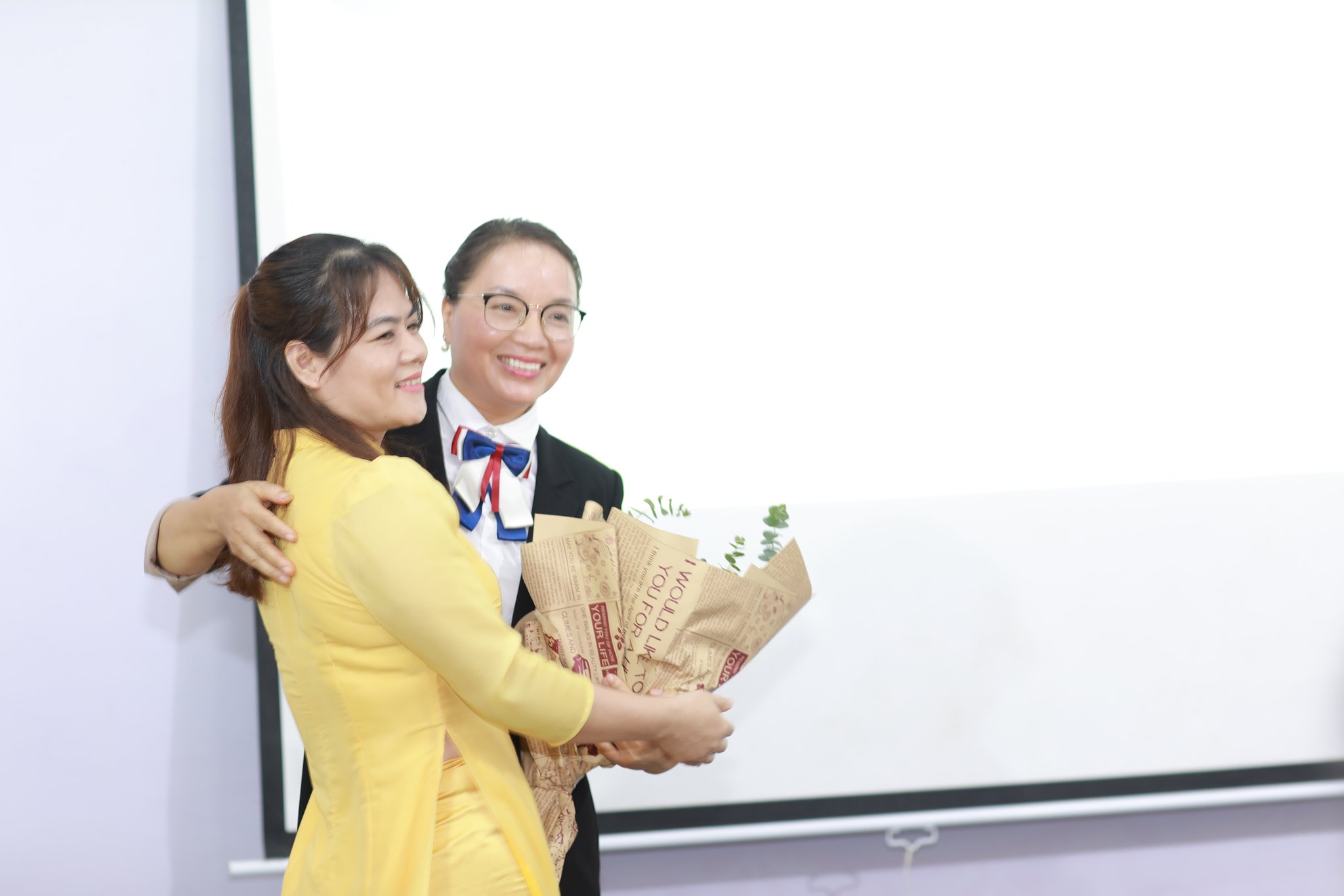 371345124_862943655455101_6478063665212745546_n