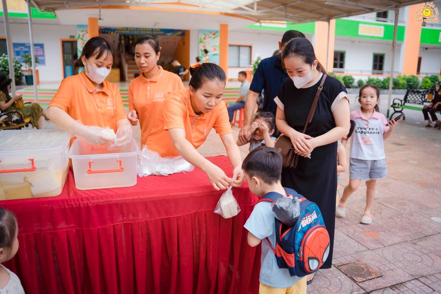 379853831_739318328208879_44208687017514546_n