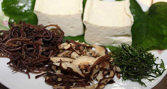 dau-phu-cuon-la-lot-387856