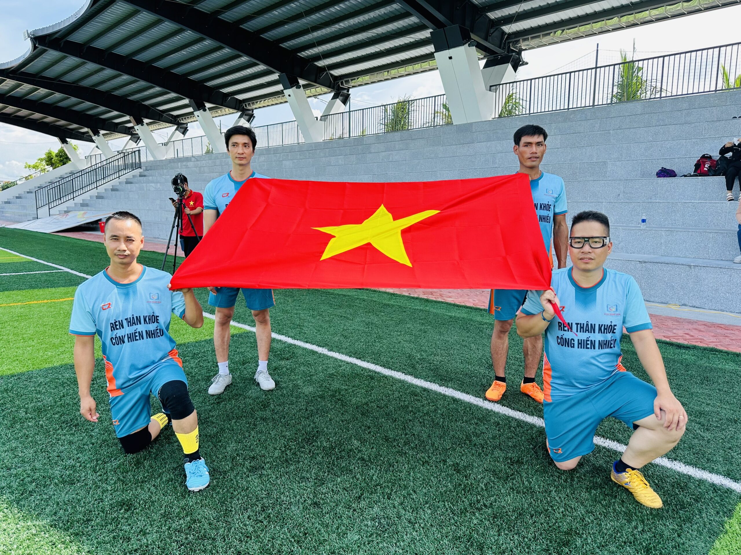 z4698533307219_32471bd55ed1f73435ccfc6c14385e8a