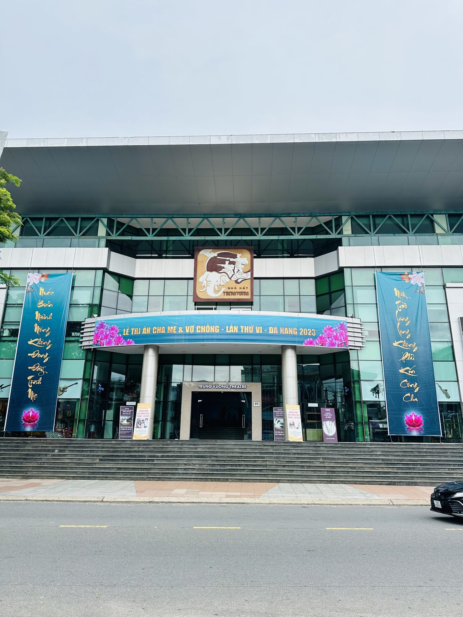 z4700667621513_8e4d23db2a5054899ef379bb91821b44