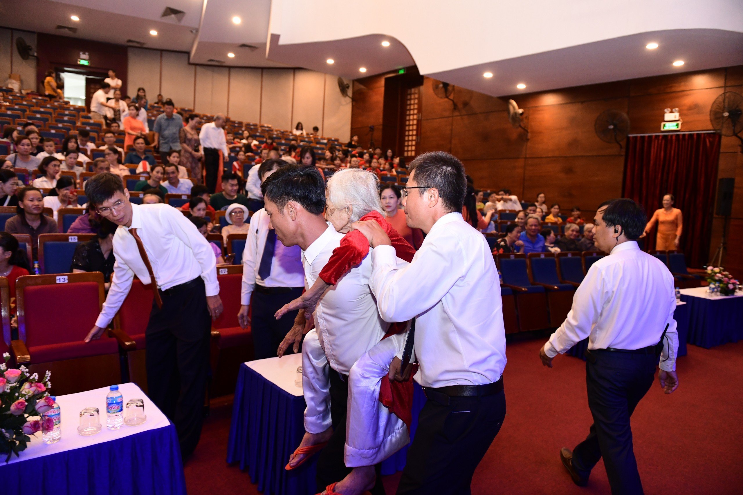 z4701072905690_c9fdaa6c000e8a084ff4b8a0b0db9d68