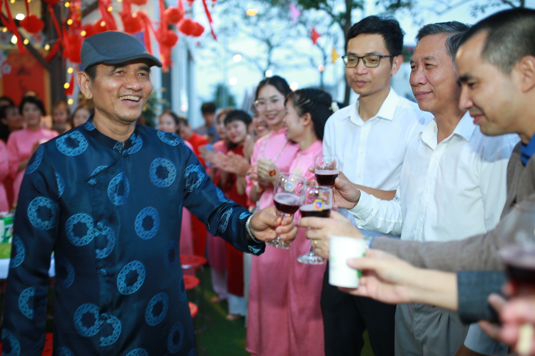 421184923_925673655621693_7801530468918704345_n