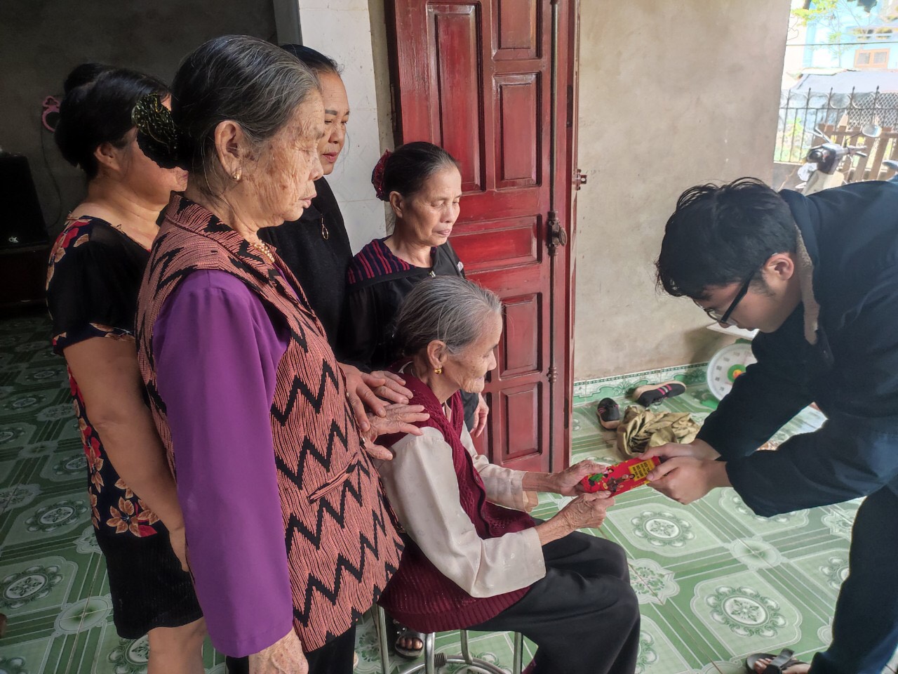 z5140729507136_e79a99e0dce30f1c3718e97c3dd1cf39