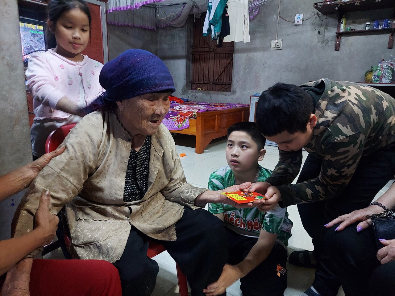 z5140729546360_cd7f107c9bb018851230358d75fae79b