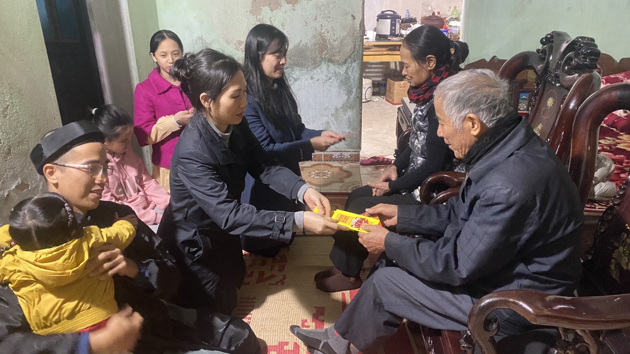 z5153616808051_d8d96cefe923334731fd38c9f6fa340d