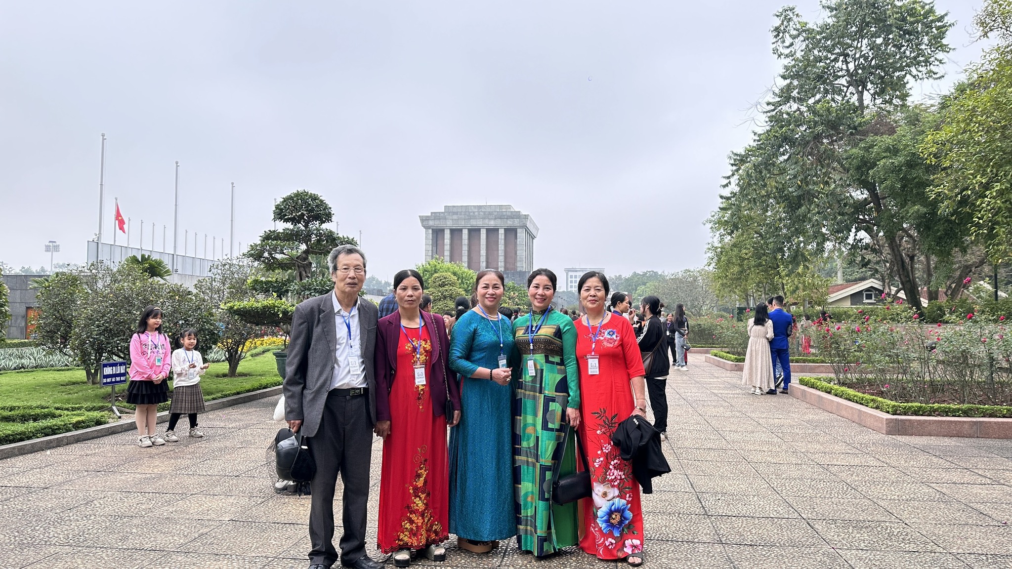 432664677_956261392562919_6708481450287286987_n