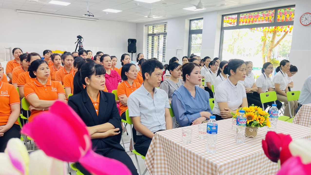 z5298636715642_c12174442aff48603304e7e2a54bd7d9