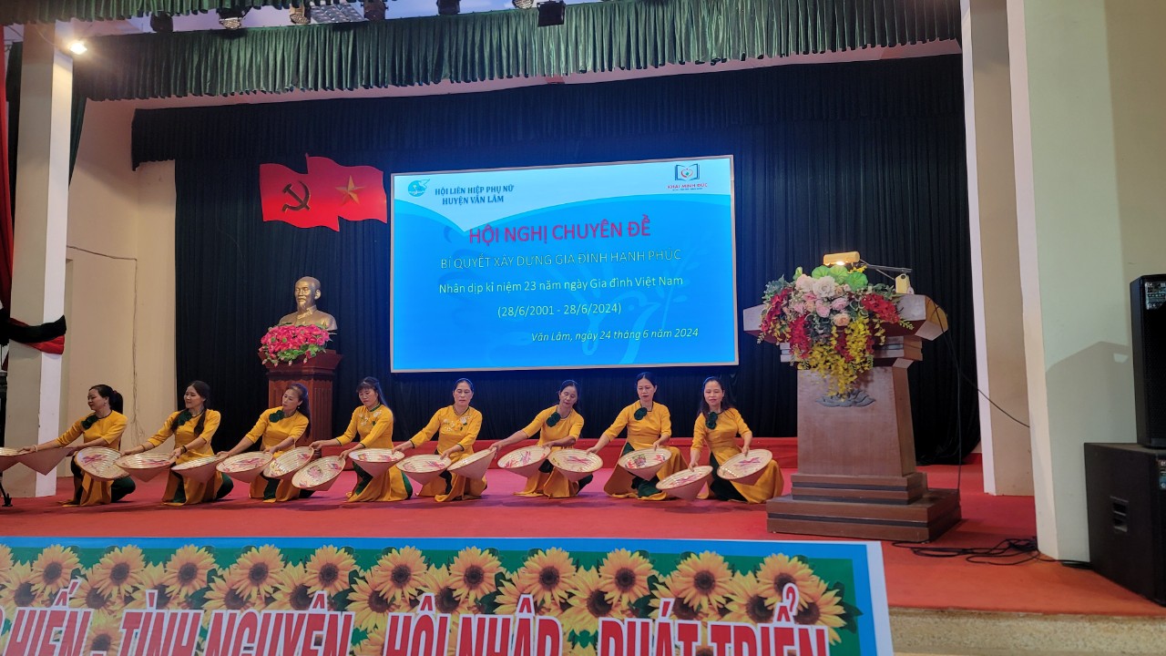 z5567873954857_e20494e9a8f568746b938252f249f0b9