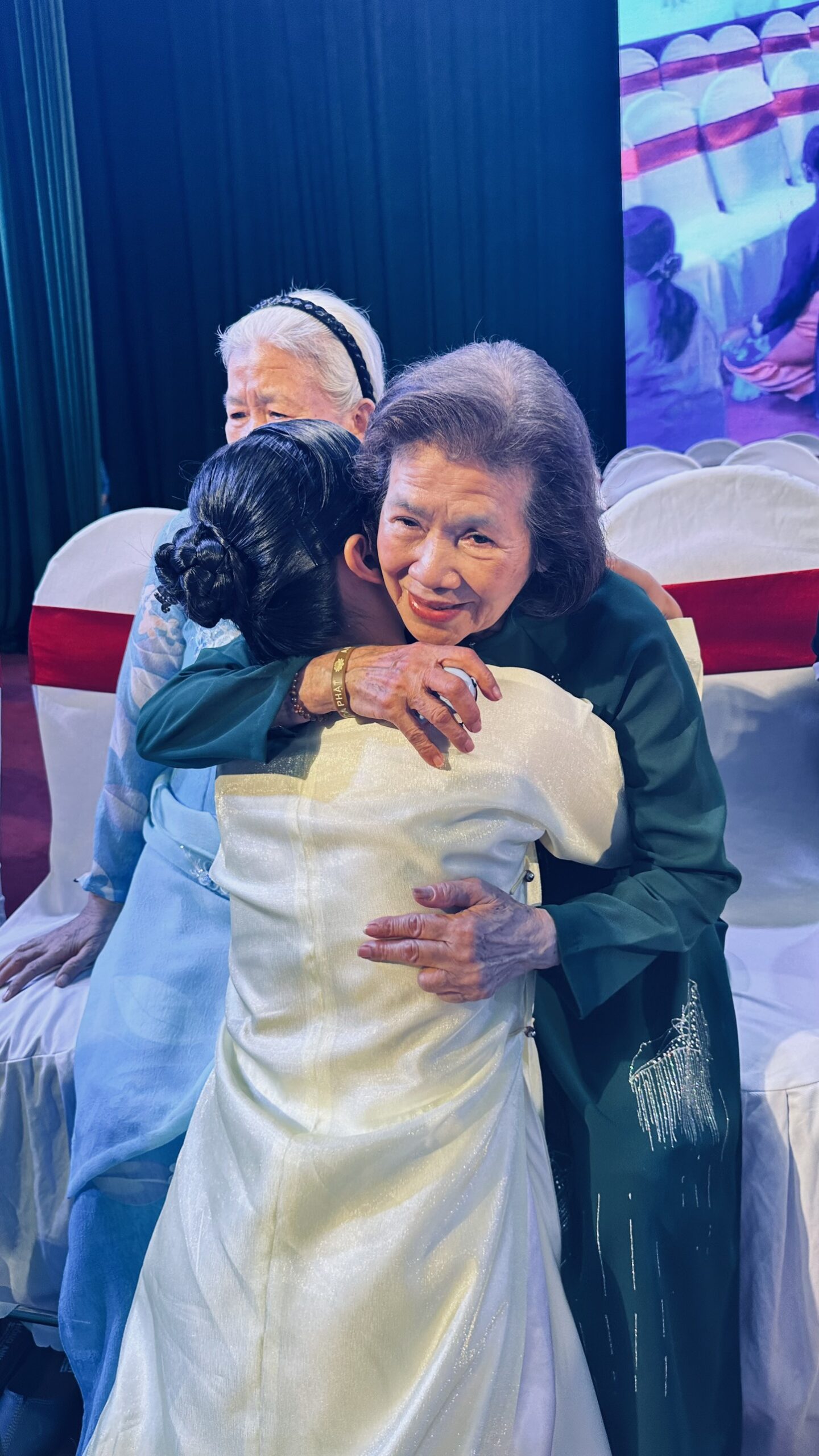 z5607601913249_150f08024d49089d920c83269c62db51