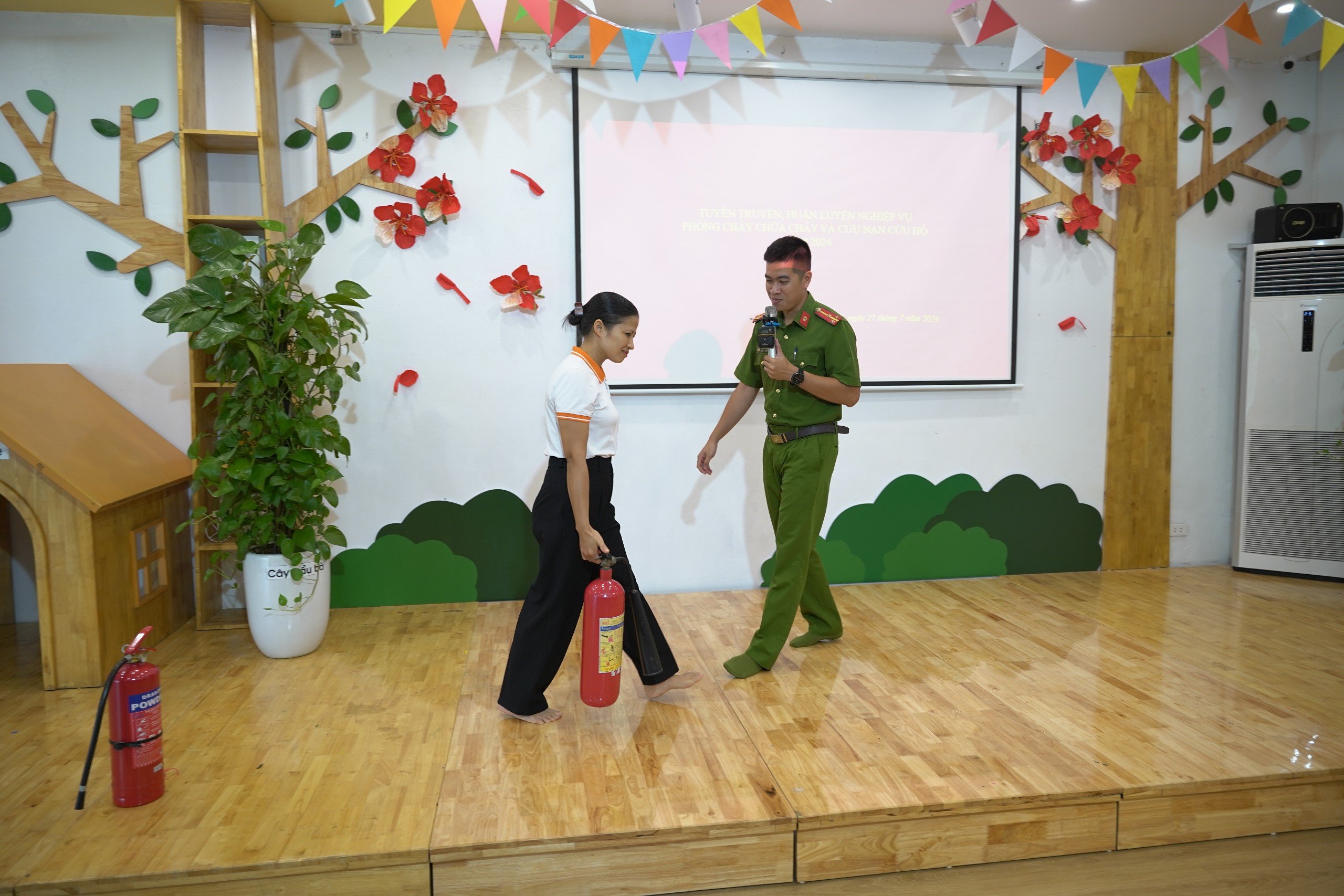 z5678736635737_cf4fa199b8cb2238a2eab11d28468a70