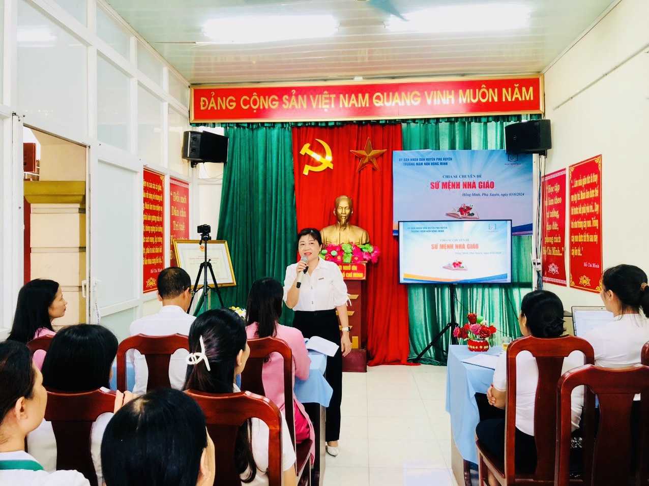 z5695274397146_8d7b307d7195833d2f8b9c34a89b4760