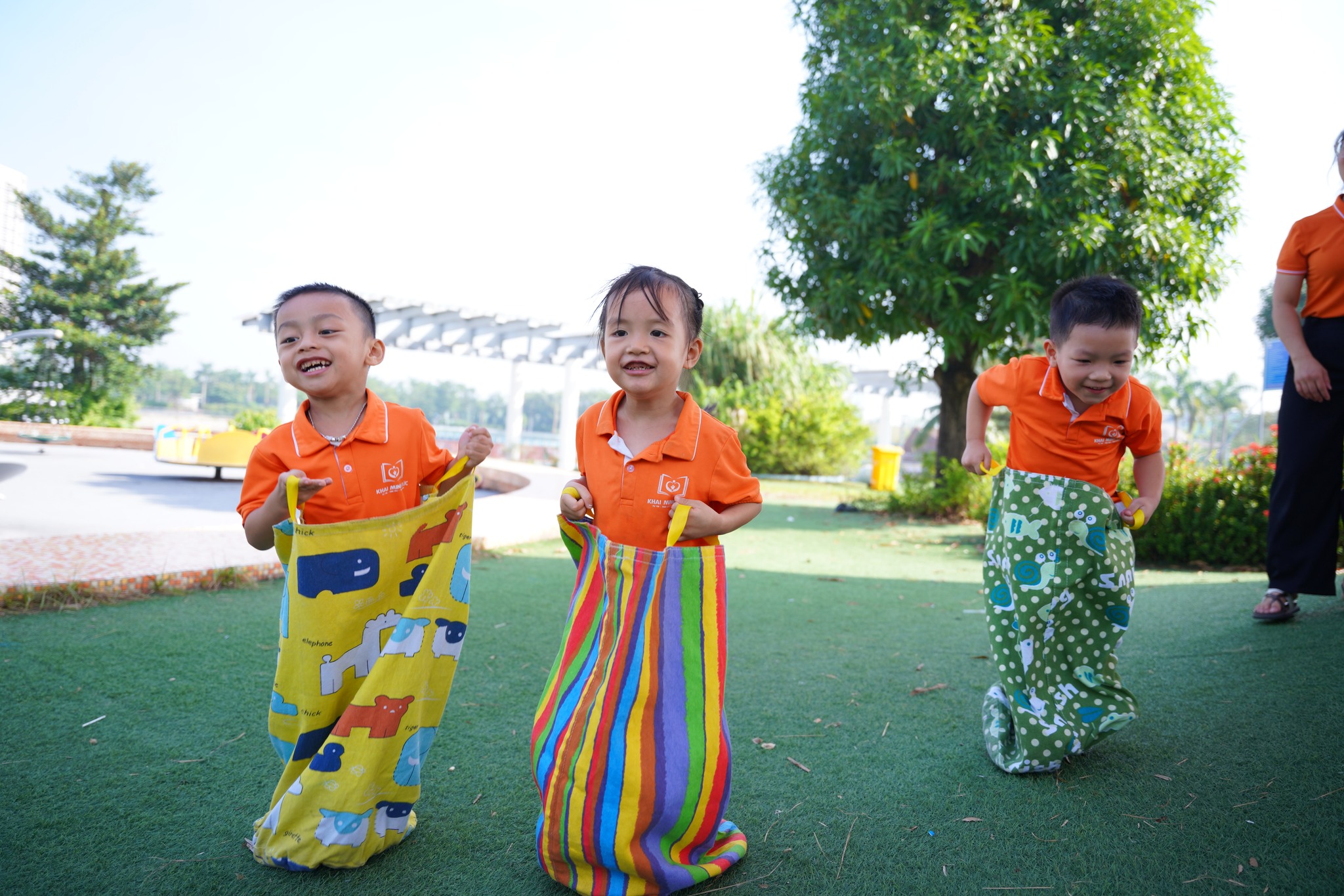 464381480_1092191572303233_745990570388237939_n