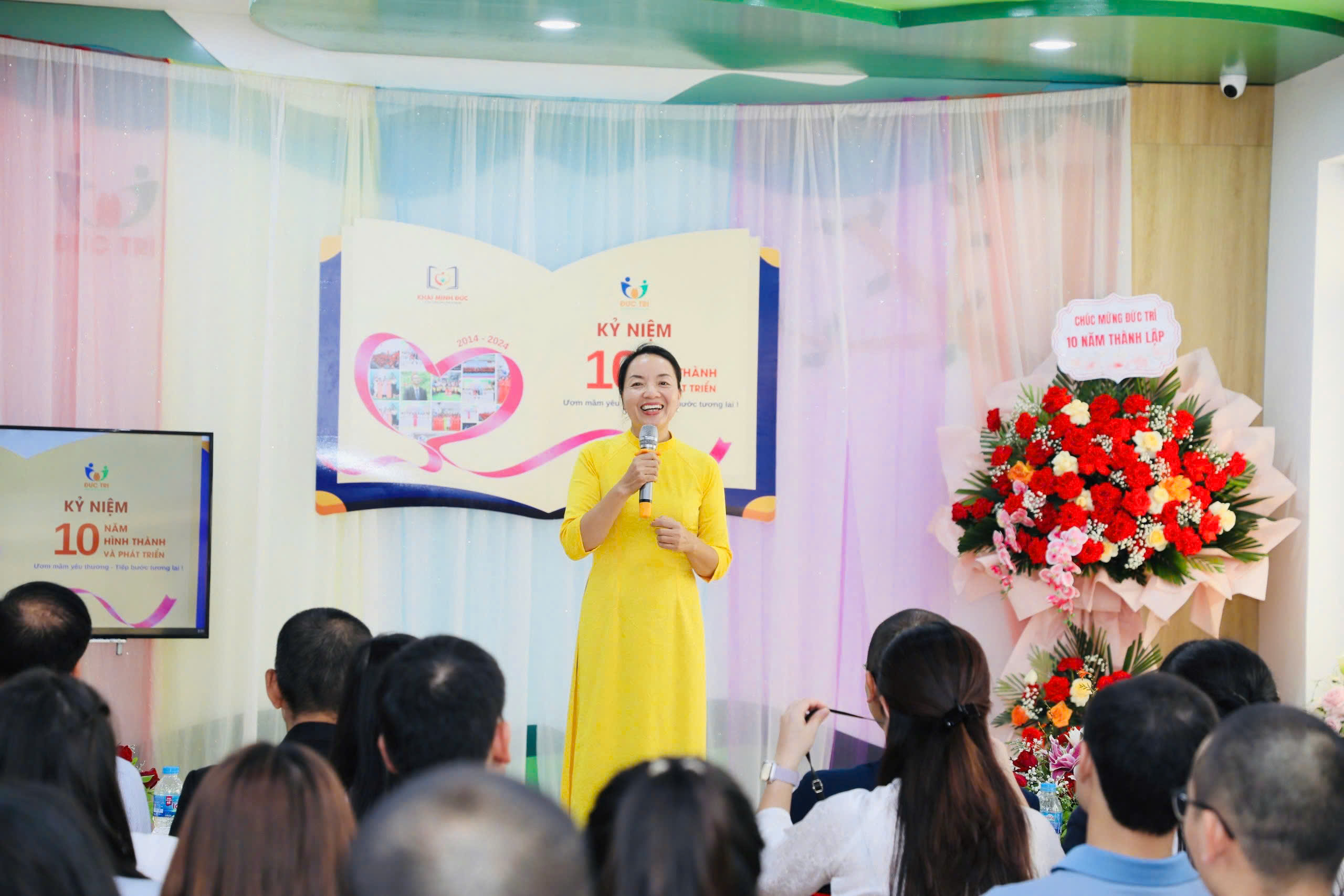 z5925748372870_ea8cebc5e3952d89a9b90f7e881fa1c8