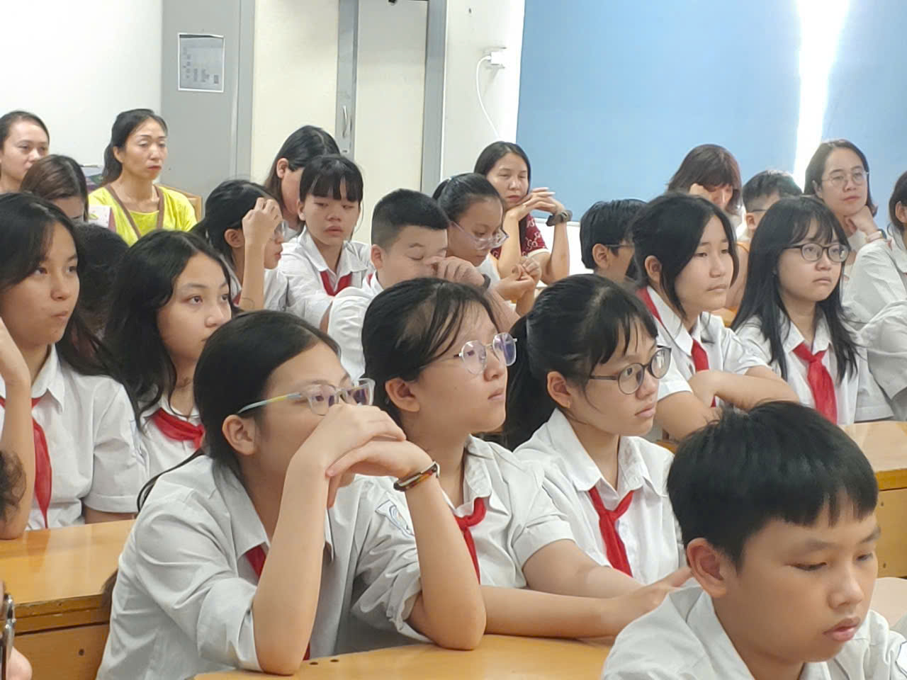 z5945927406663_65872ec2ada3da4531b20e8ca75e870d