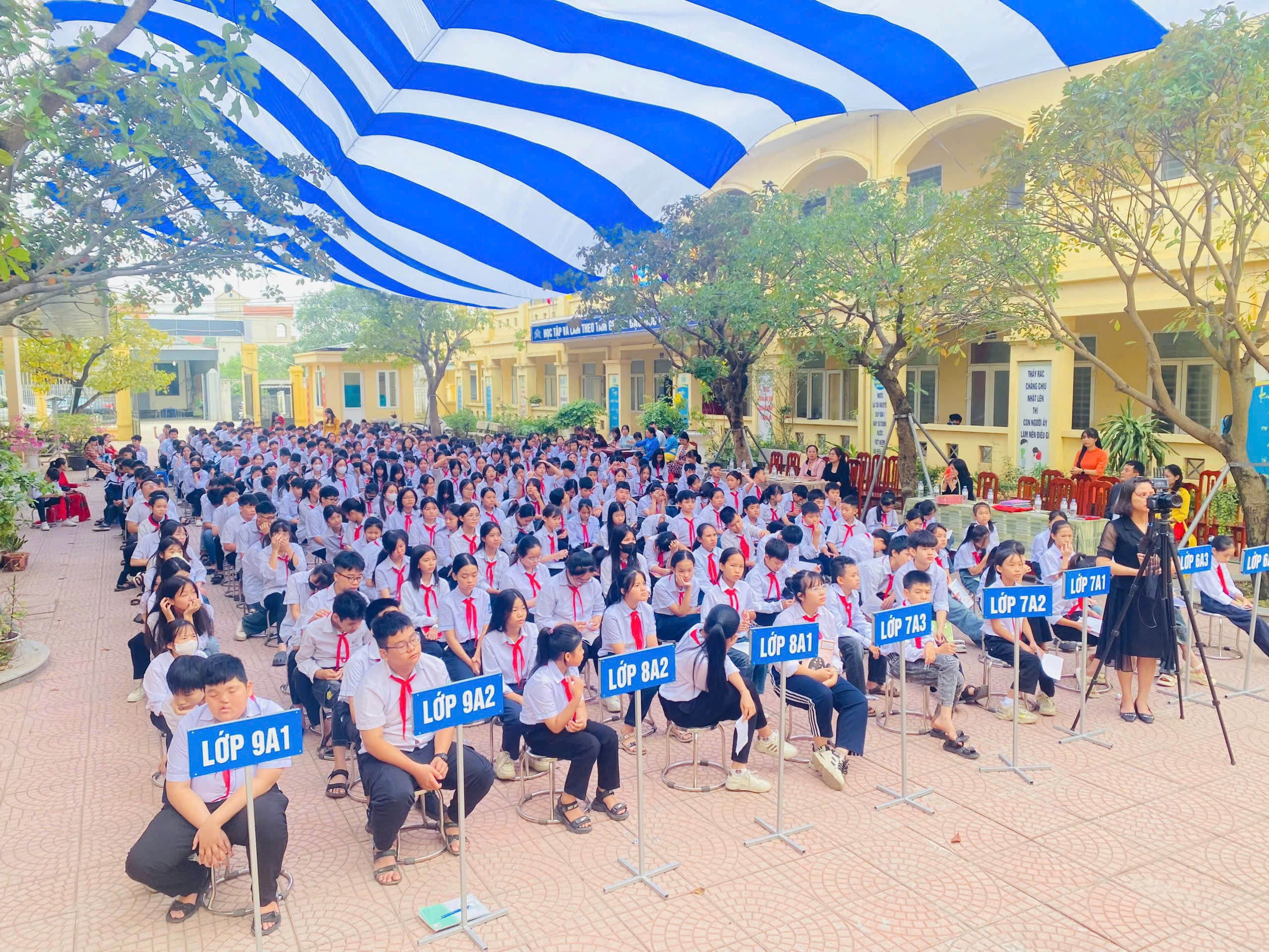 z5997271460836_41250825f08becfd6564088e9c4dc944