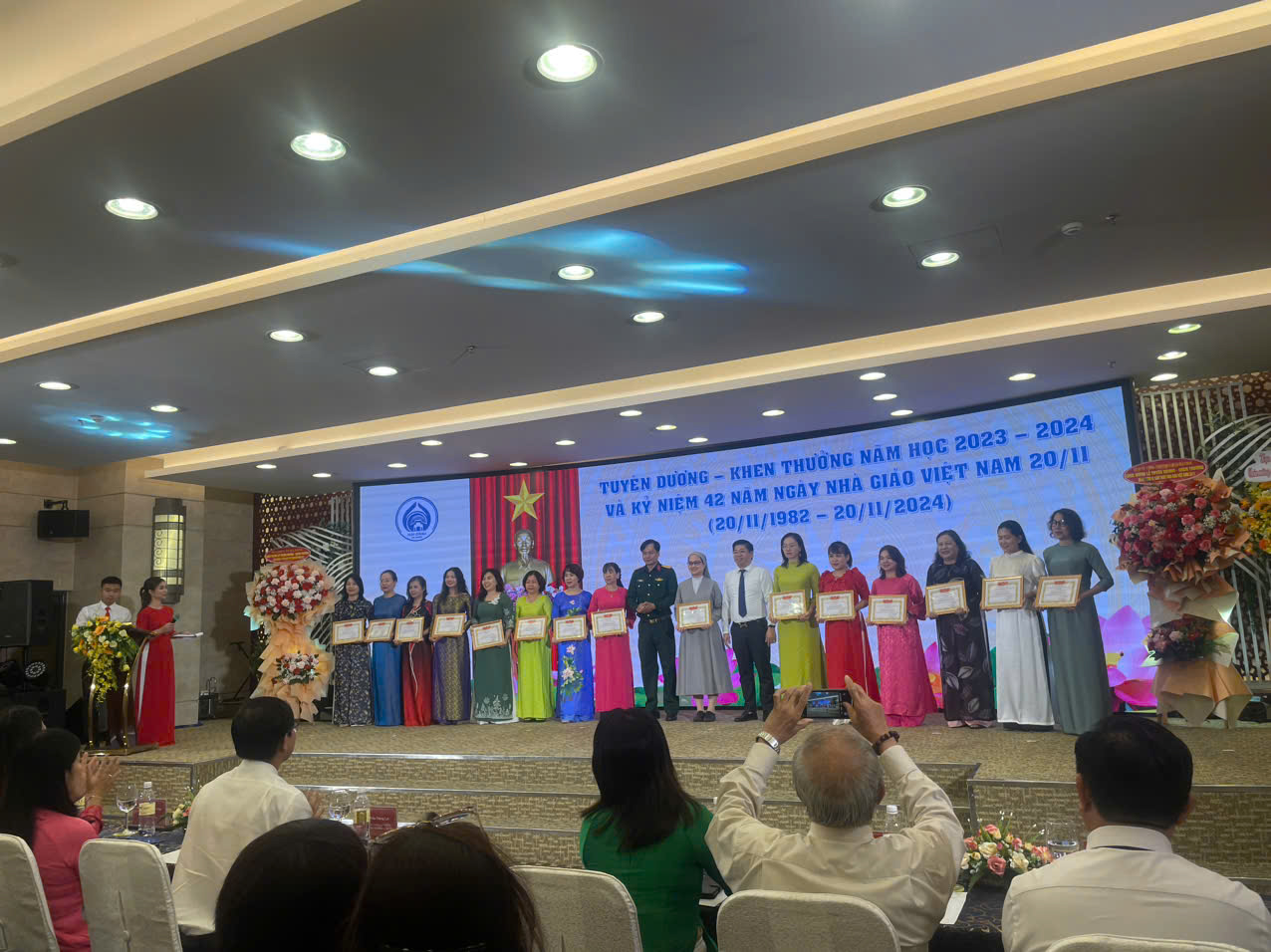 z6047926876731_318ef6083c5b147d71315a6e09415944